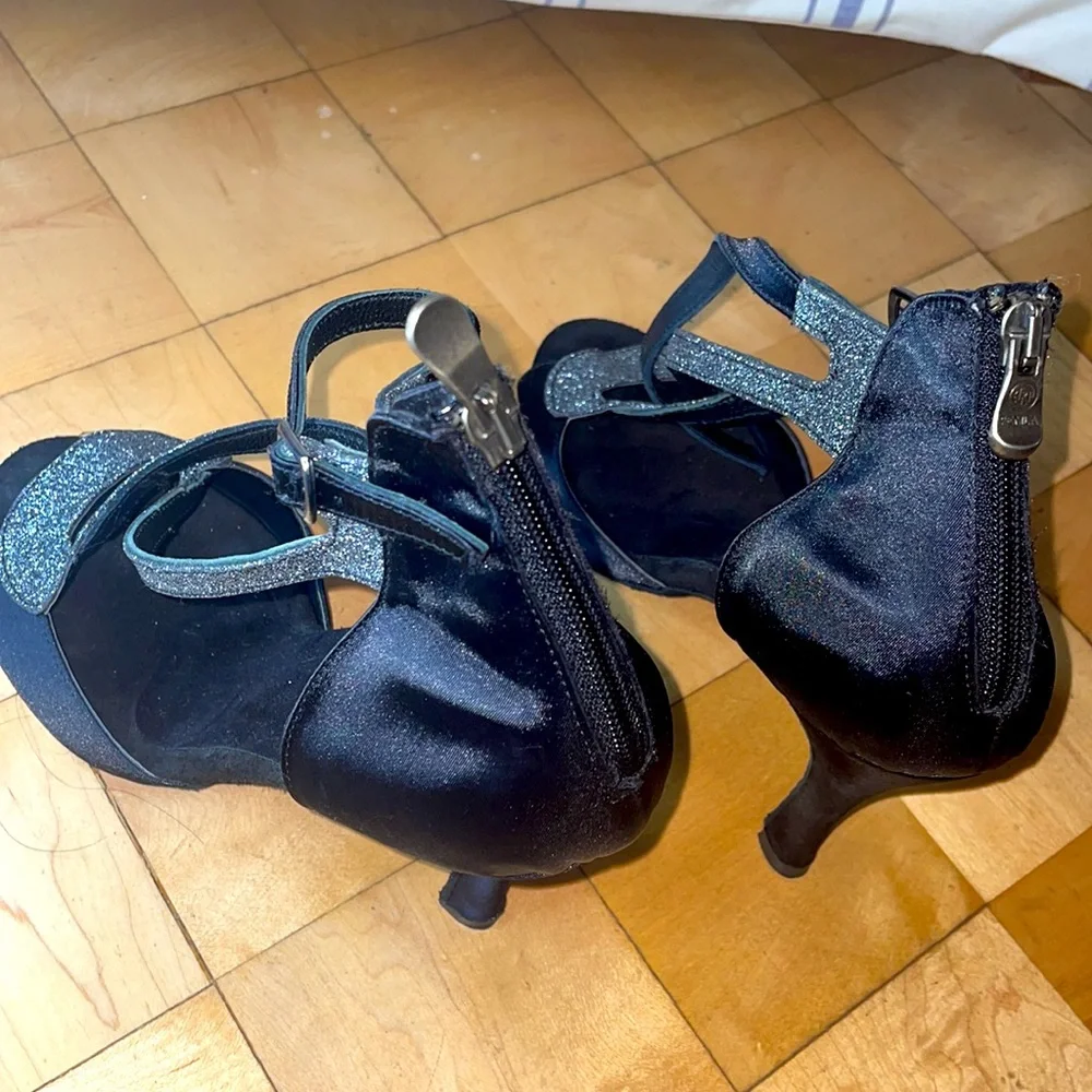 Beautiful Tango Dance shoes.